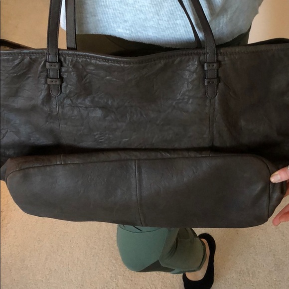 Juicy Couture Brown Leather Tote - Picture 4 of 8